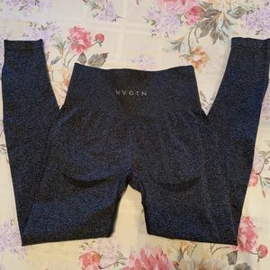 SOLD on Ⓜ️ NVGTN Speckled Black Butt Contour ONLY